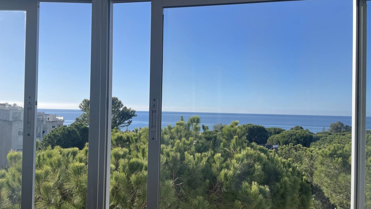 Marbella Apartment | Beautiful coast