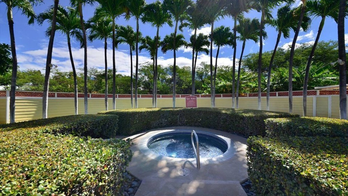 Waikoloa House | Beautiful Condo with Pool, Hot Tub and AC!