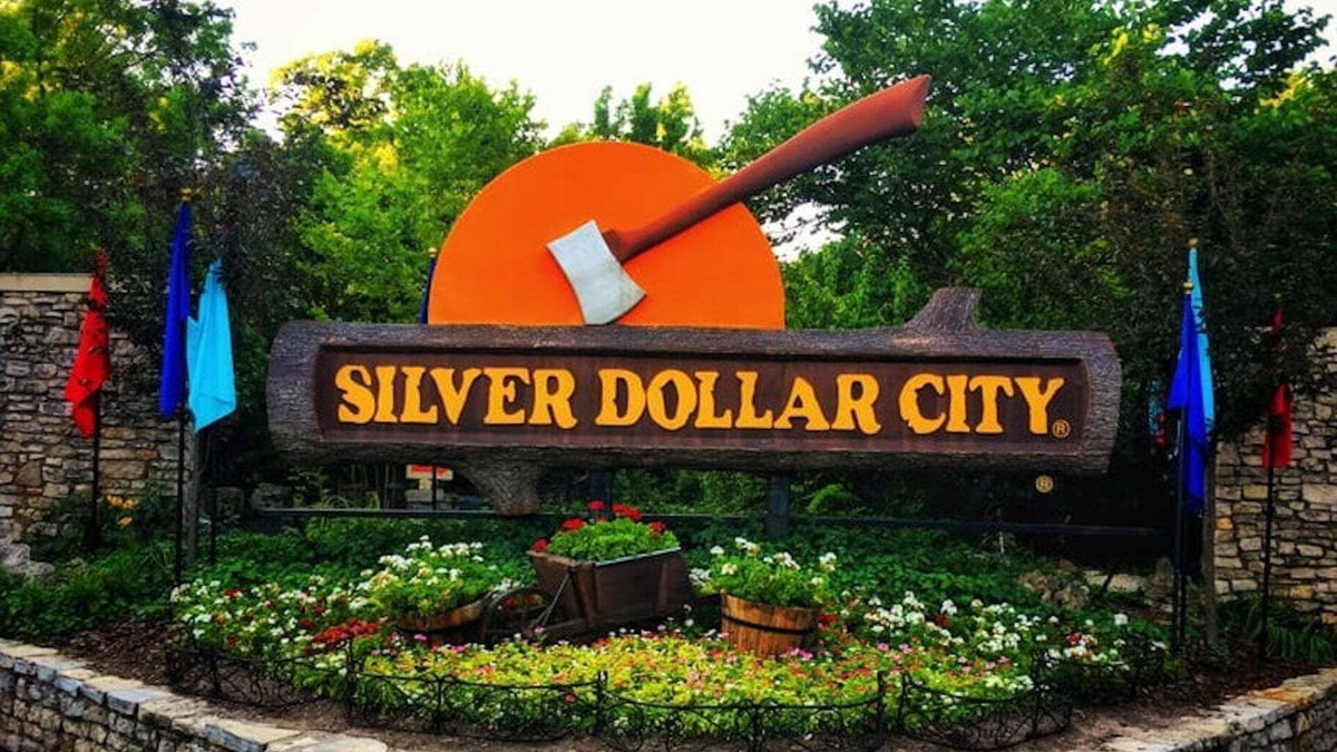 Indian Point Condo | Beautiful Condo: 2 mil. to SDC, awesome Lake Views, Best value on Indian Point