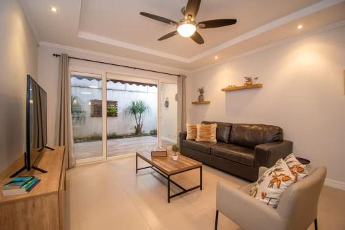 Escazu House | Beautiful Condo just steps from Avenida Escazu in an unbeatable location