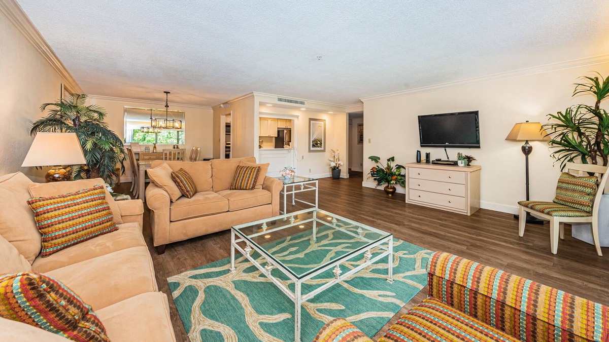 Palm Harbor Condo | Beautiful condo on Copperhead. Beaches nearby!