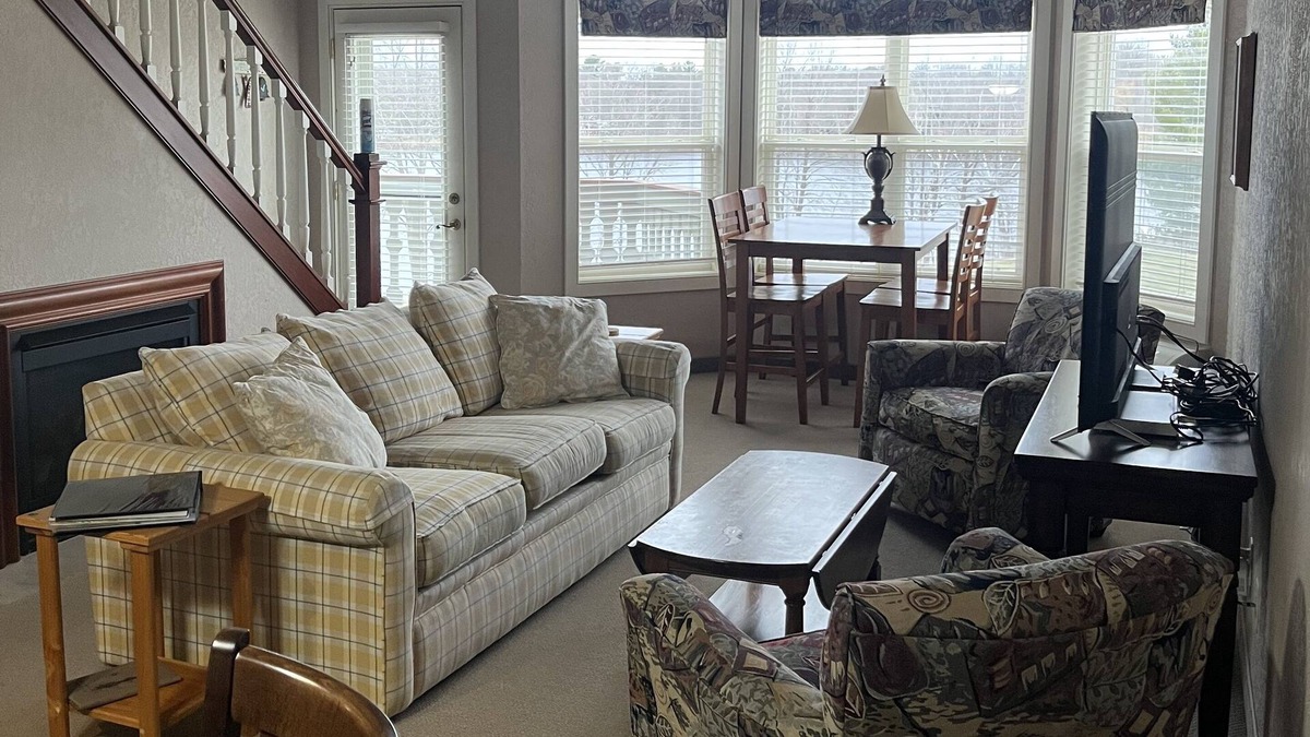 Birchwood Condo | Beautiful Condo Overlooks Red Cedar Lake and Backs onto Tagalong Golf Course