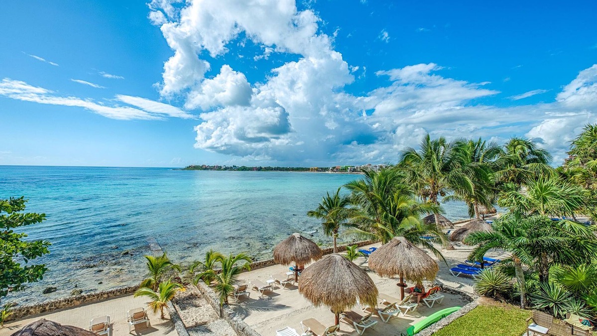 Akumal Condo | Beautiful condo with ocean view, shared pools and amazing views!