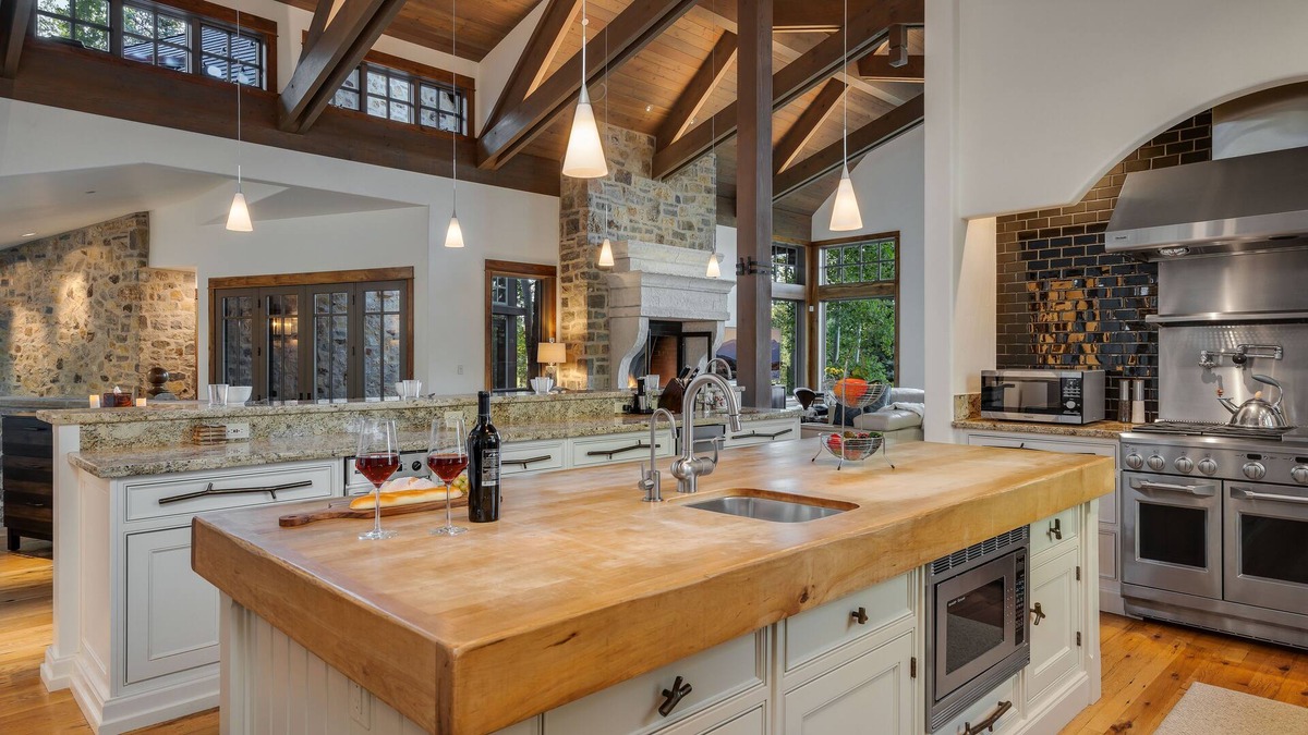Cordillera House | Beautiful Cordillera Ranch luxury home! Spectacular location and views!