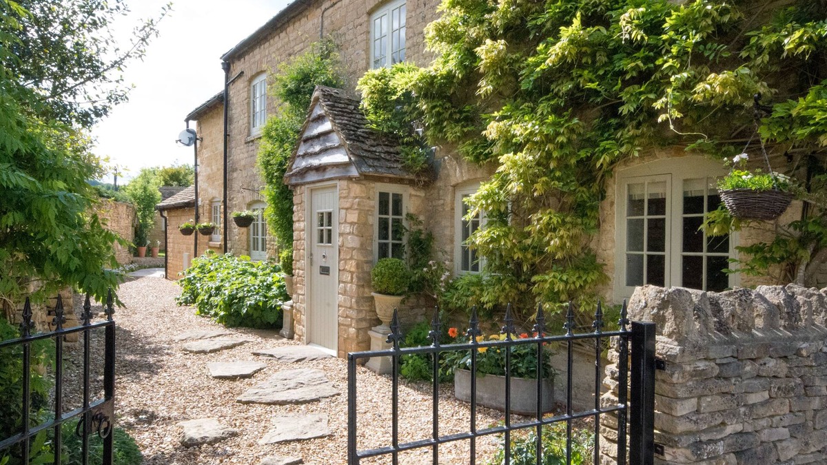 Lower Slaughter Cottage | Beautiful Cotswold Cottage