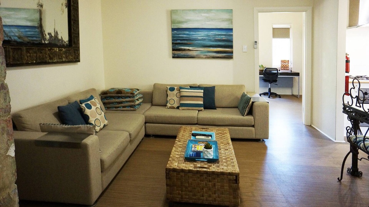 South Fremantle Cottage | Beautiful cottage with Studio in South Fremantle.