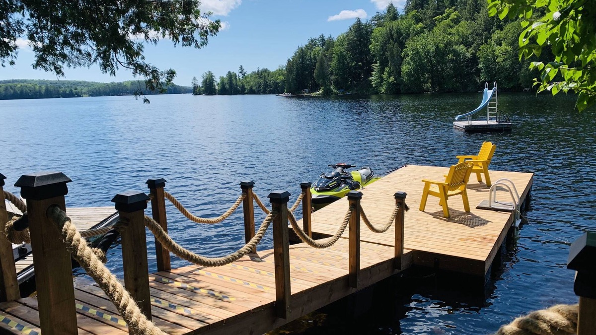 Dysart et al House | Beautiful Cottage near Haliburton and Muskoka - ~ 3 Hours from GTA