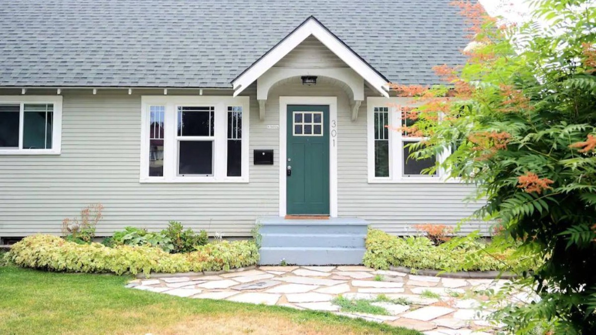 Coeur d'Alene Cottage | Beautiful, Cozy Downtown CDA Home