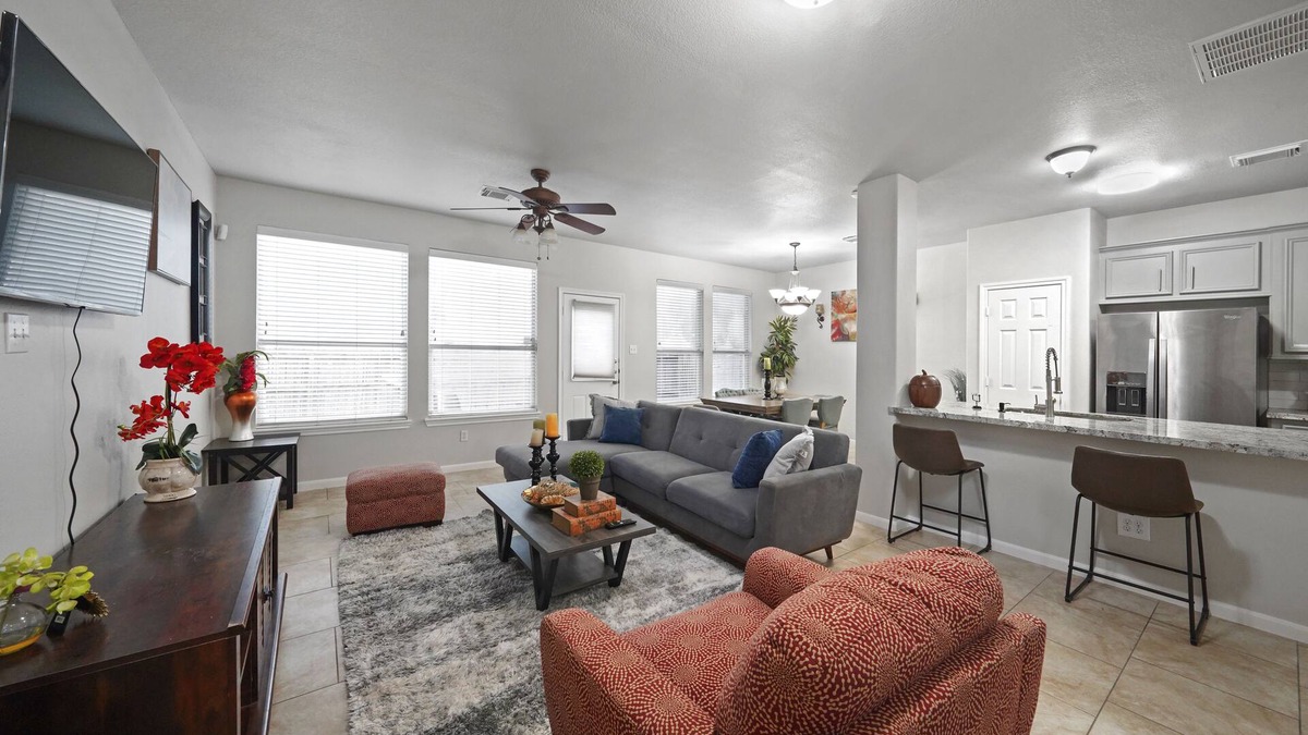 Conroe House | Beautiful Cozy home in The heart of Conroe Texas
