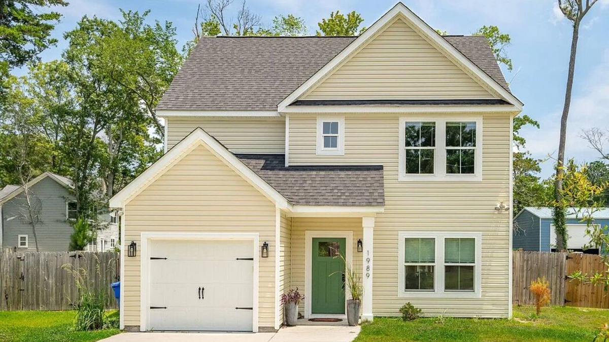 Johns Island House | Beautiful-Cozy-MODERN- 2-bedroom house with all the Essentials- Johns Island SC