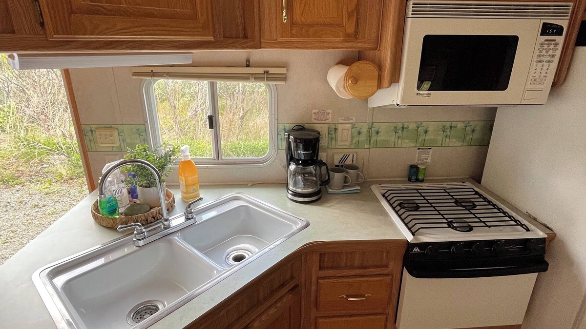 Bakersfield House | Beautiful cozy renovated RV situated on 100 private acres