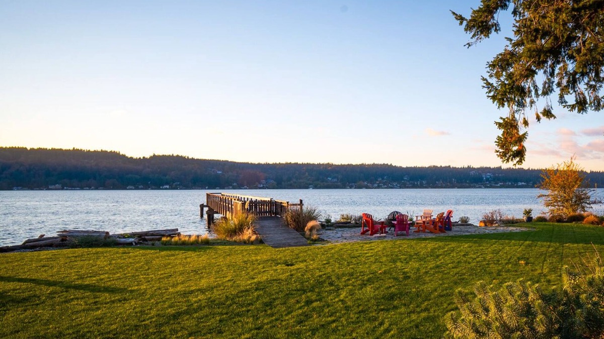Bainbridge Island House | Beautiful Crystal Springs - Private Beach & Views