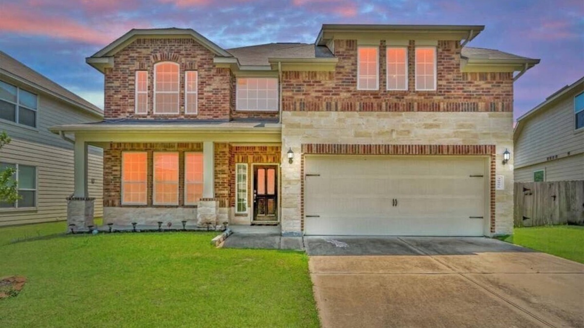 Spring House | Beautiful curb appeal with modern interior.