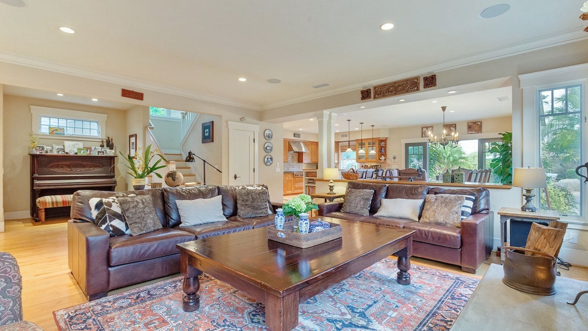 Coronado House | Beautiful Custom Home with Pool in Coronado Village