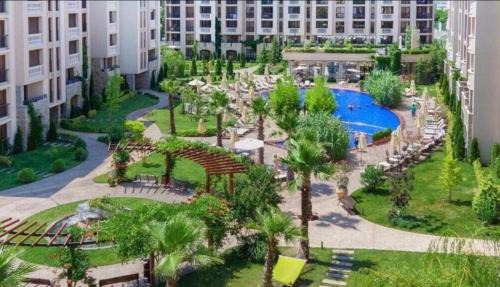 Chaika Apartment | Beautiful Deluxe 2-Bed Apartment in Sunny beach