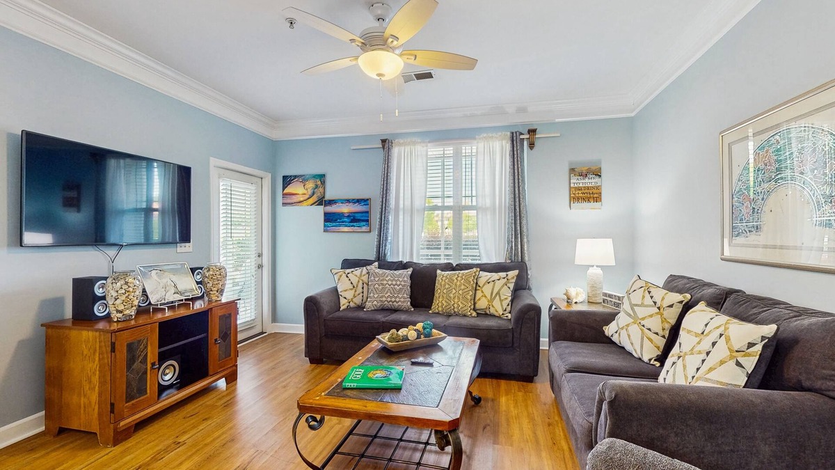 Calabash Condo | Beautiful dog-friendly coastal condo close to golf courses and beach attractions