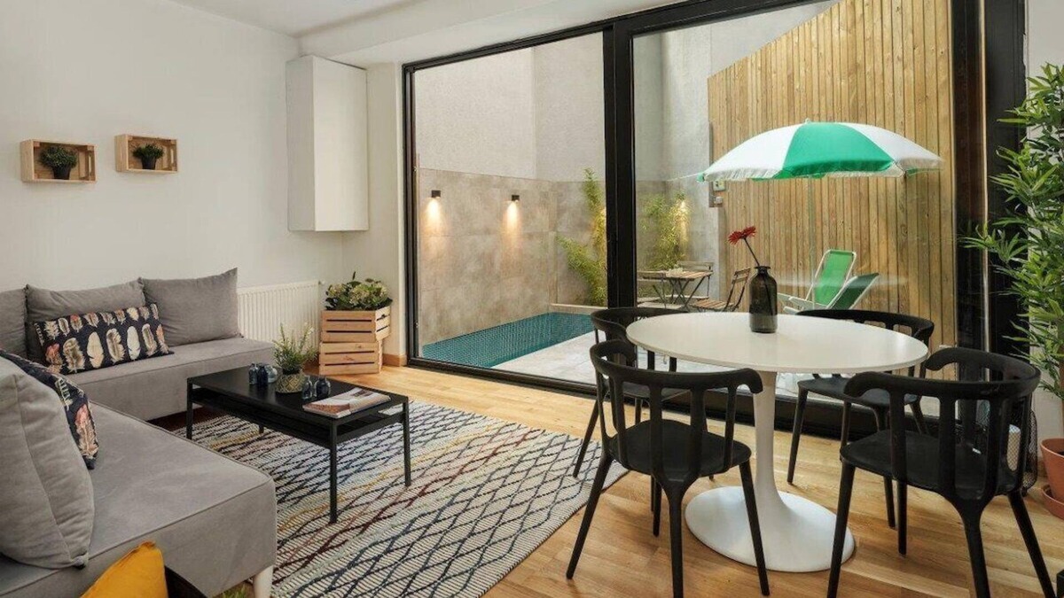 Cihangir Apartment | Beautiful duplex in the heart of Cihangir