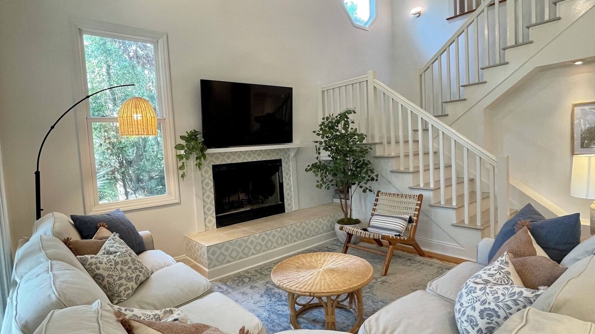 South Carolina Lowcountry House | Beautiful Edisto Beach Getaway — “Steel Palmetto”