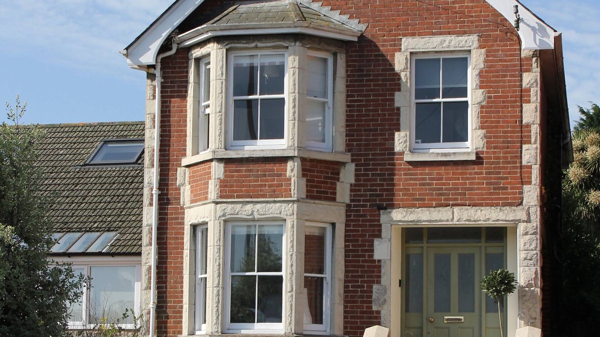 Swanage House | Beautiful Edwardian 4 Bed Townhouse Near Beach Dogs Welcome
