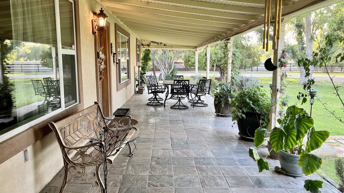 Carlsbad House | Beautiful exclusive country property for executive housing