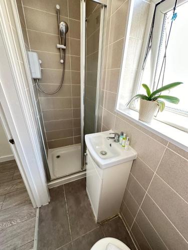 Kennington Apartment | Beautiful Family Apartment In London