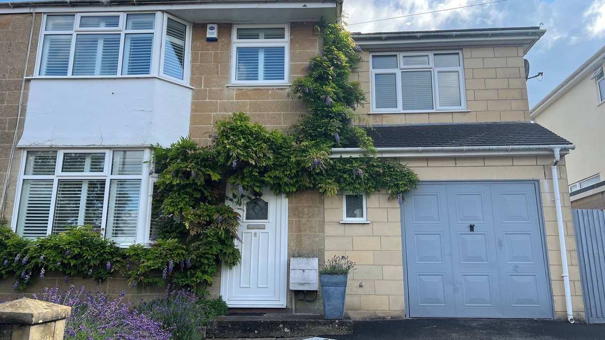 Bath House | Beautiful family friendly home - level walking distance to Bath city centre