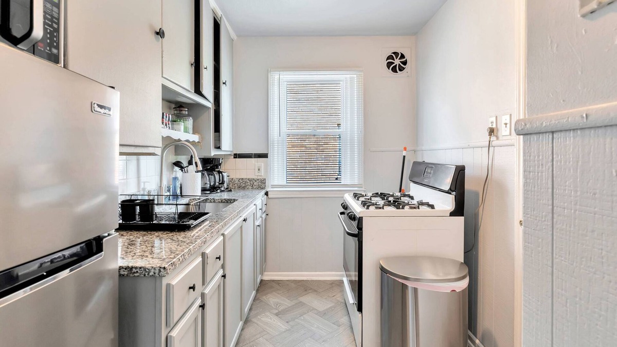 Detroit Apartment | Beautiful Family Residence near Downtown Detroit