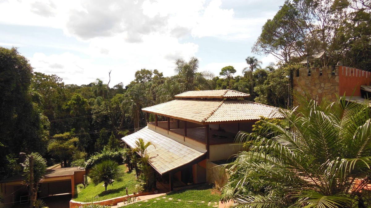Cotia House | Beautiful Farm w/3 Suites + Barbecue + Pool and Party Room