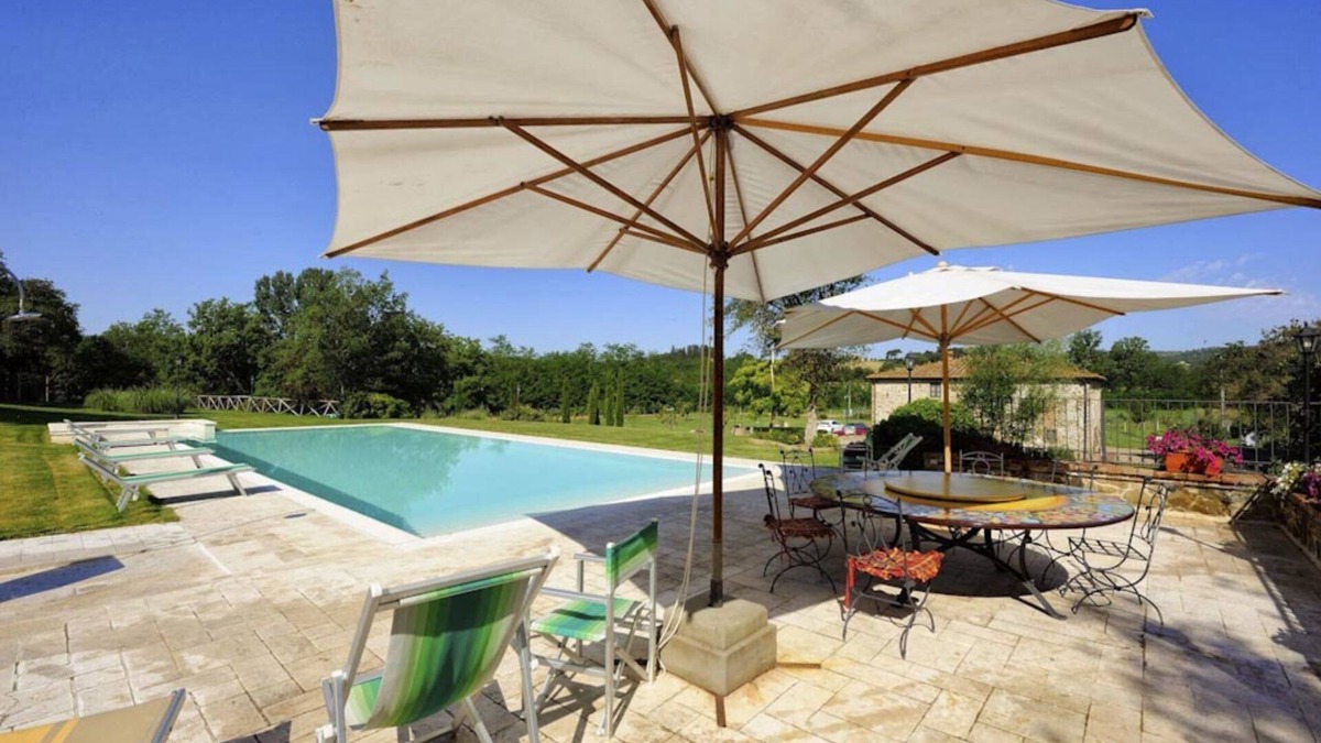 Bucine Villa | Beautiful farmhouse with heated pool and jacuzzi
