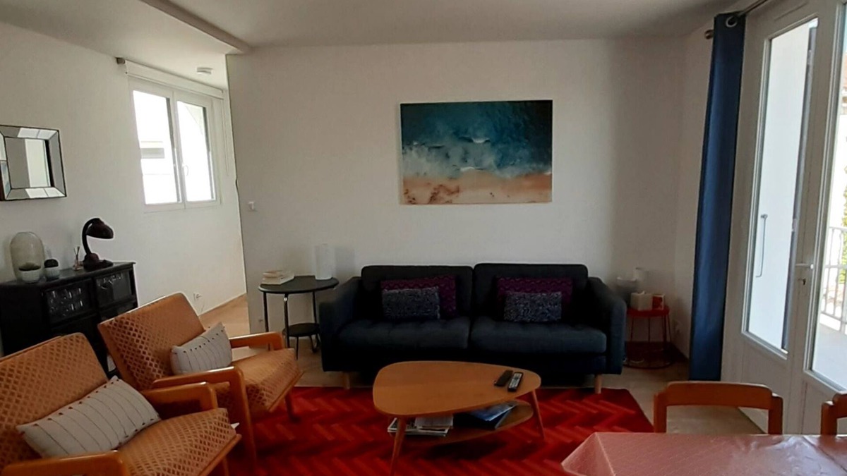 Saint-Pierre-d'Oleron Apartment | Beautiful, comfortable and well located apartment in the heart of the city of Saint Pierre
