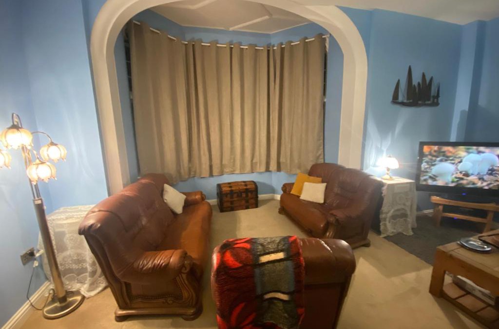 East Cowes House | Beautiful Frank James Court