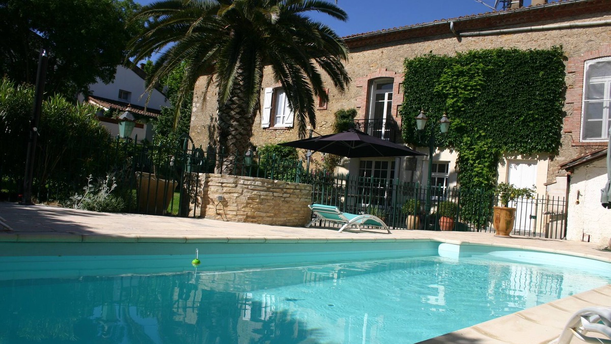Magalas House | Beautiful French house with Mediterranean garden and pool, sleeps 10-12