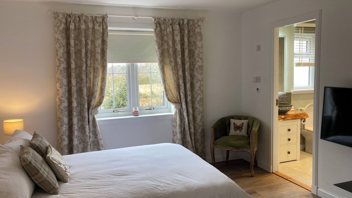 Dornoch Apartment | Beautiful garden apartment surrounded by woodland and fields.