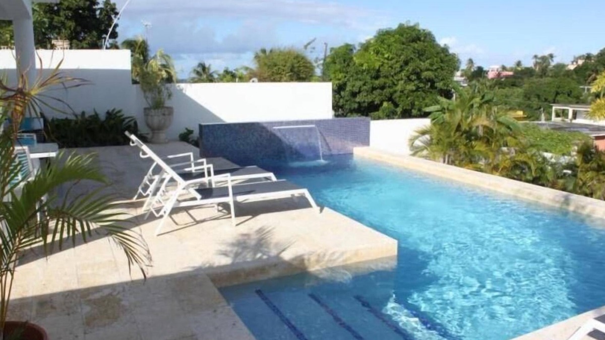 Isabel II Villa | Beautiful Garden Pool, Walk to Town