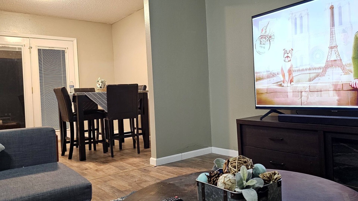 St. Robert House | Beautiful Gem with a hint of Luxury