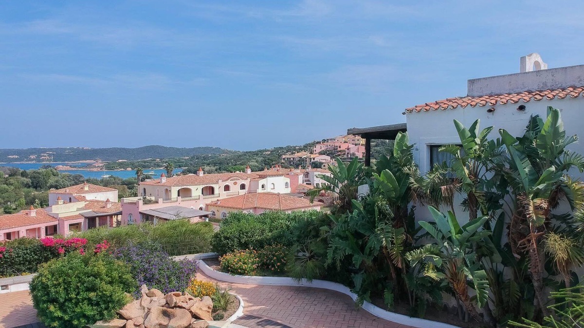 Liscia di Vacca Apartment | Beautiful Giardino Degli Oleandri-1BedApt B4 Prem