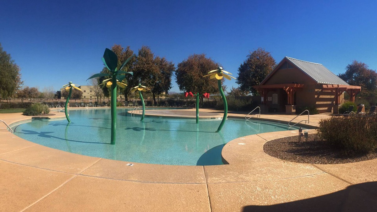 Power Ranch House | Beautiful Gilbert power ranch family friendly home