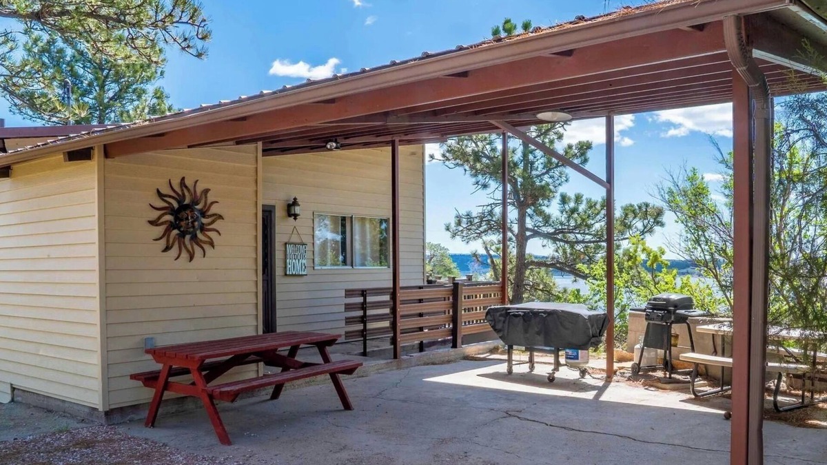 Glendo Cabin | Beautiful Glendo Lake Cabin, Located with an AMAZING view of Glendo Lake Wyoming