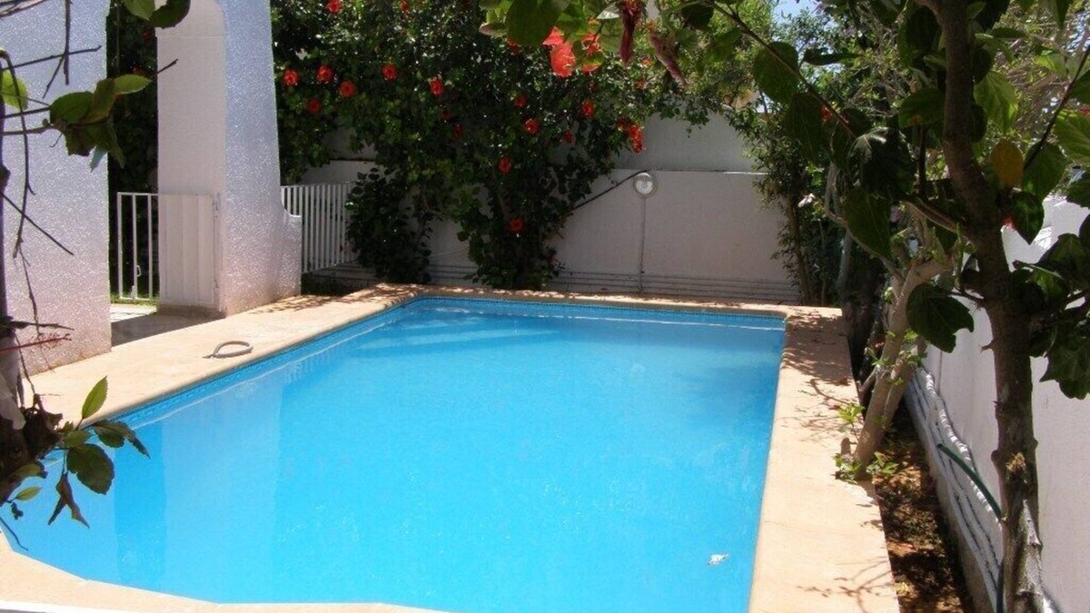 Sidi Mahrsi Villa | Beautiful ground floor apartment in a villa