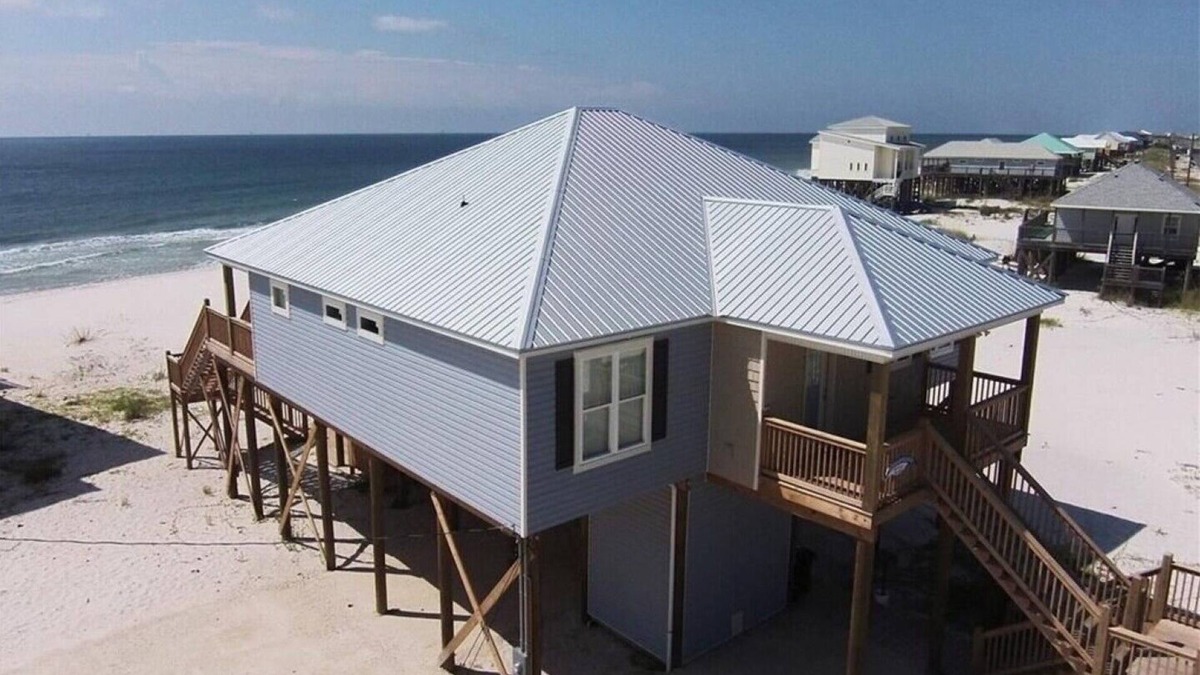 Dauphin Island House | Beautiful Gulf 4 BR/4 Bath, High End Furnishings w/Beach Gear and Kayak!