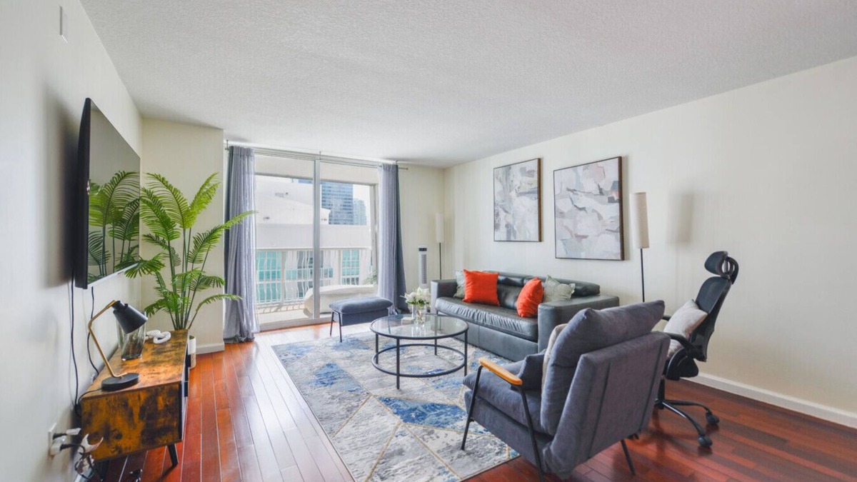 Brickell Apartment | Beautiful High Rise 1/1 in Brickell with Balcony