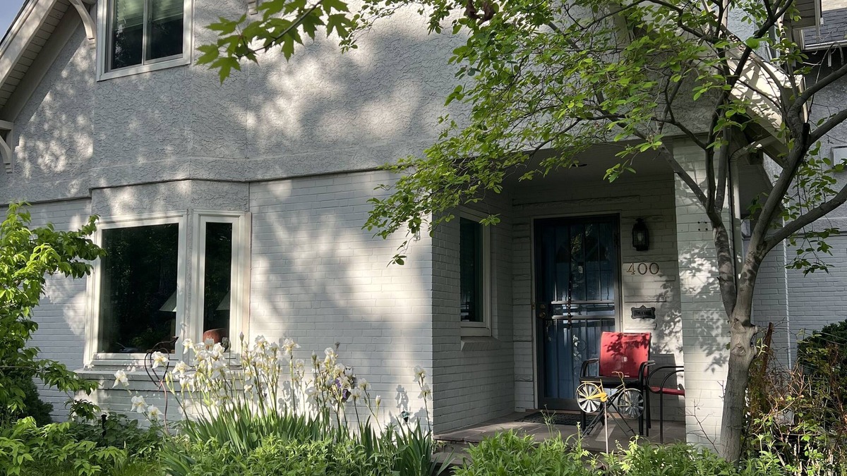 Hale House | Beautiful Hilltop Home! Conveniently located near Cherry Creek. Family Friendly!