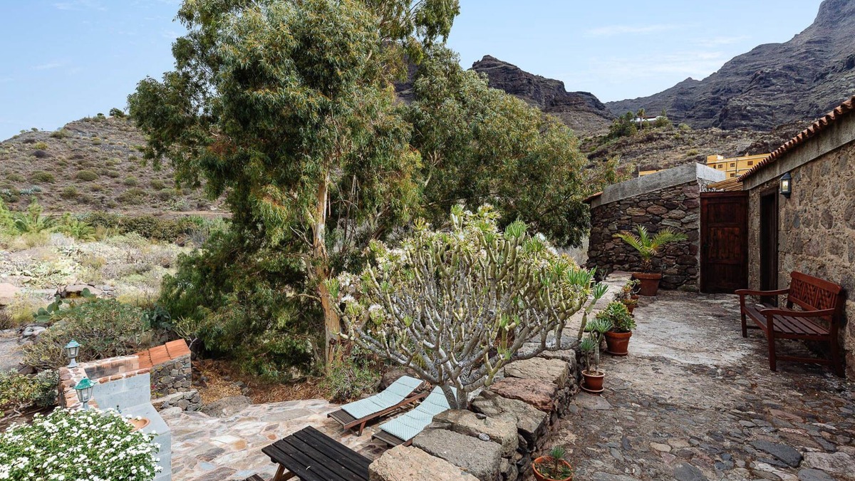 La Aldea de San Nicolas House | beautiful holiday house near the sea under the sun away from mass tourism