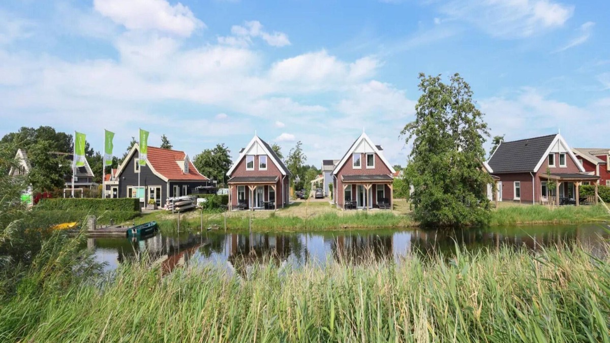 Municipality of Nissewaard House | Beautiful holiday home with sauna