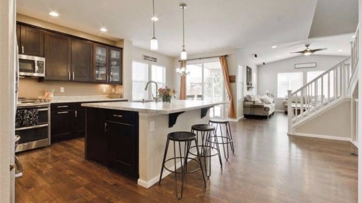 Longmont House | Beautiful Home Central location in Front Range with views of Longs Peak