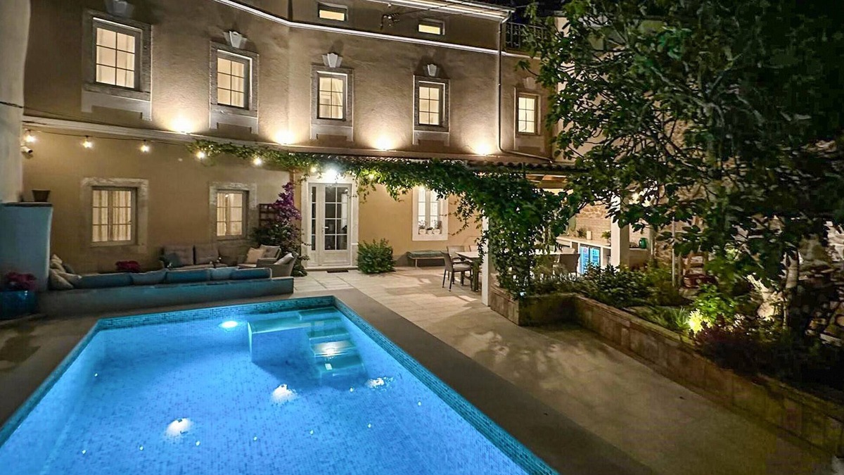 Novi Vinodolski House | Beautiful home in Novi Vinodolski
