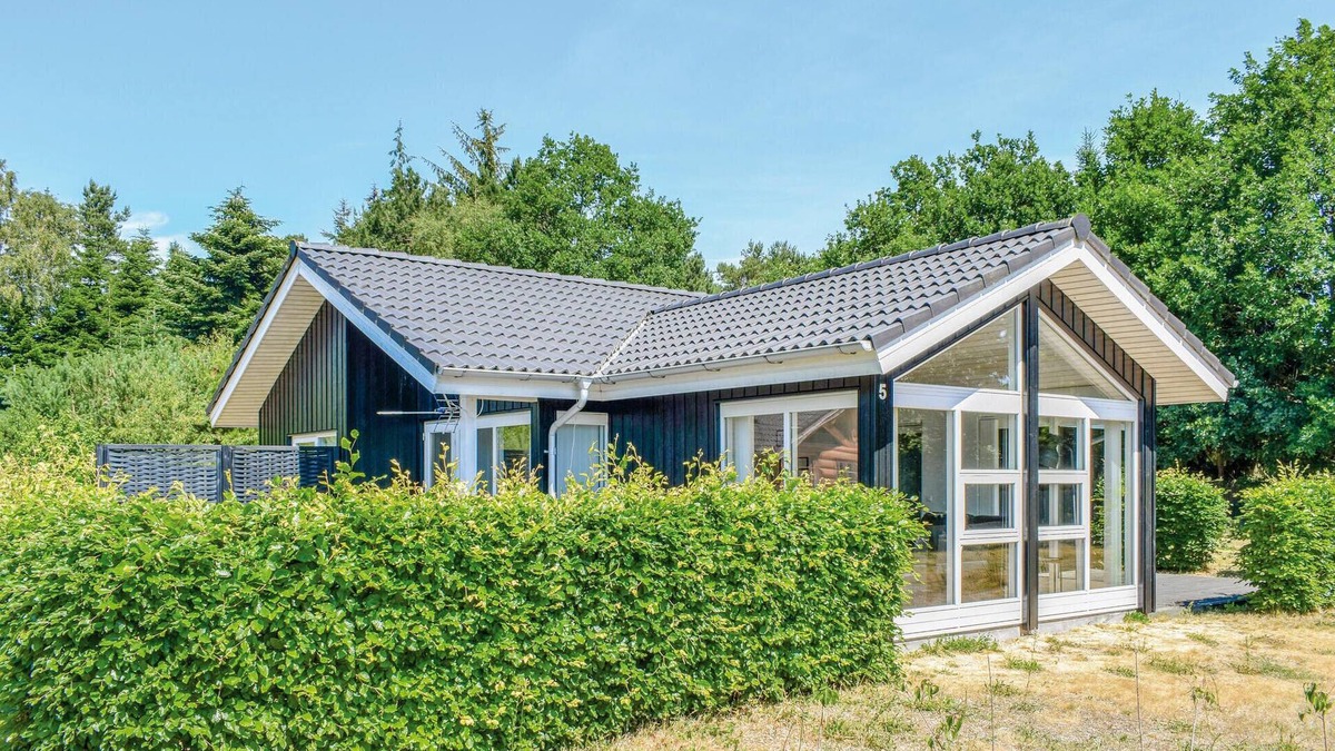 Øksenmølle House | Beautiful home in Ebeltoft with WiFi
