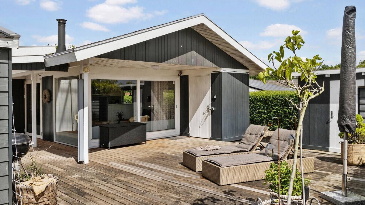 Rendbjerg House | Beautiful home in Egernsund with WiFi