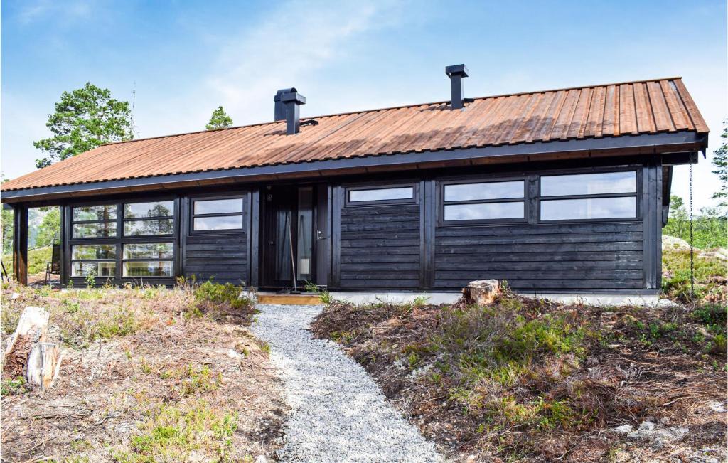 Flaa House | Beautiful Home In Flå With Kitchen