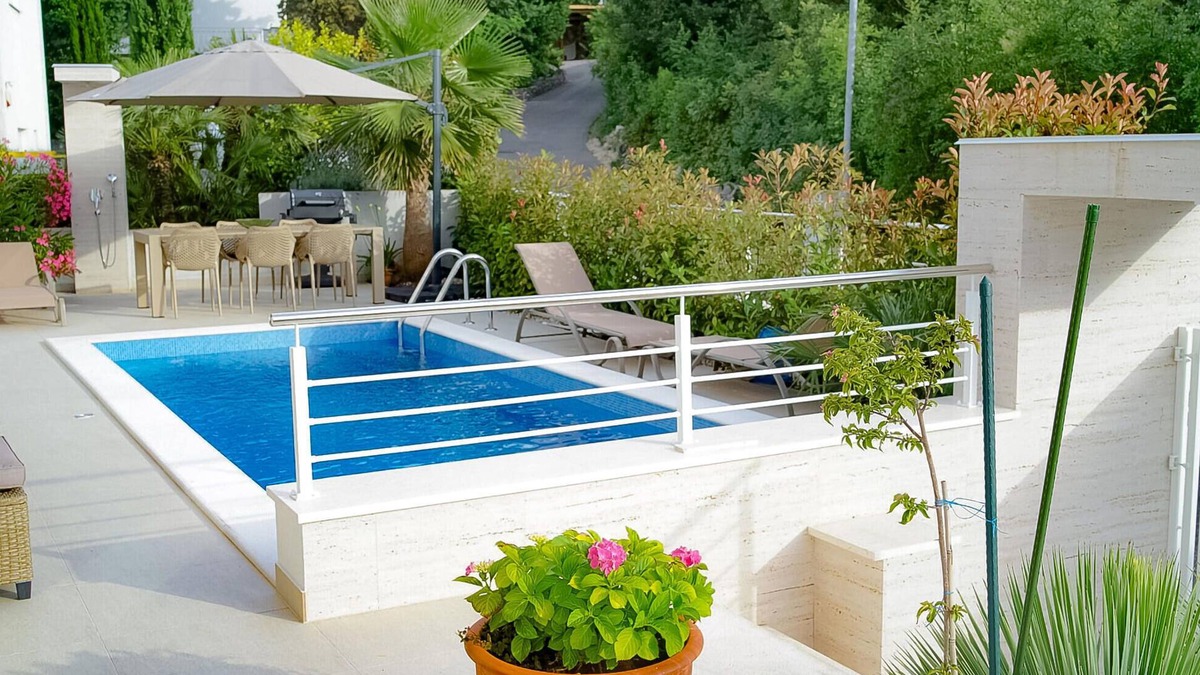Klimno House | Beautiful home in Klimno with kitchen
